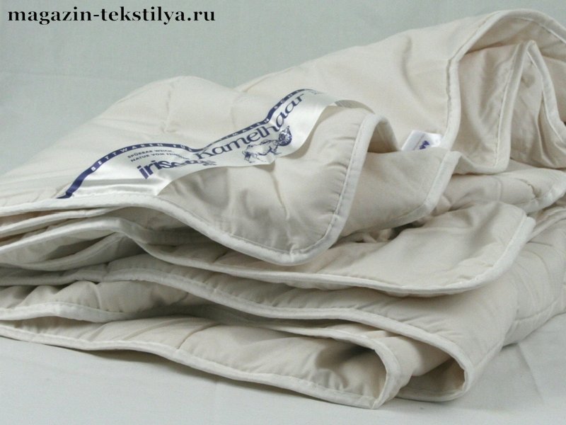 Фото: Одеяло Baddenia Bettcomfort коллекция Ирисетте Кэмэл-Тенсел из верблюжьей шерсти летнее 