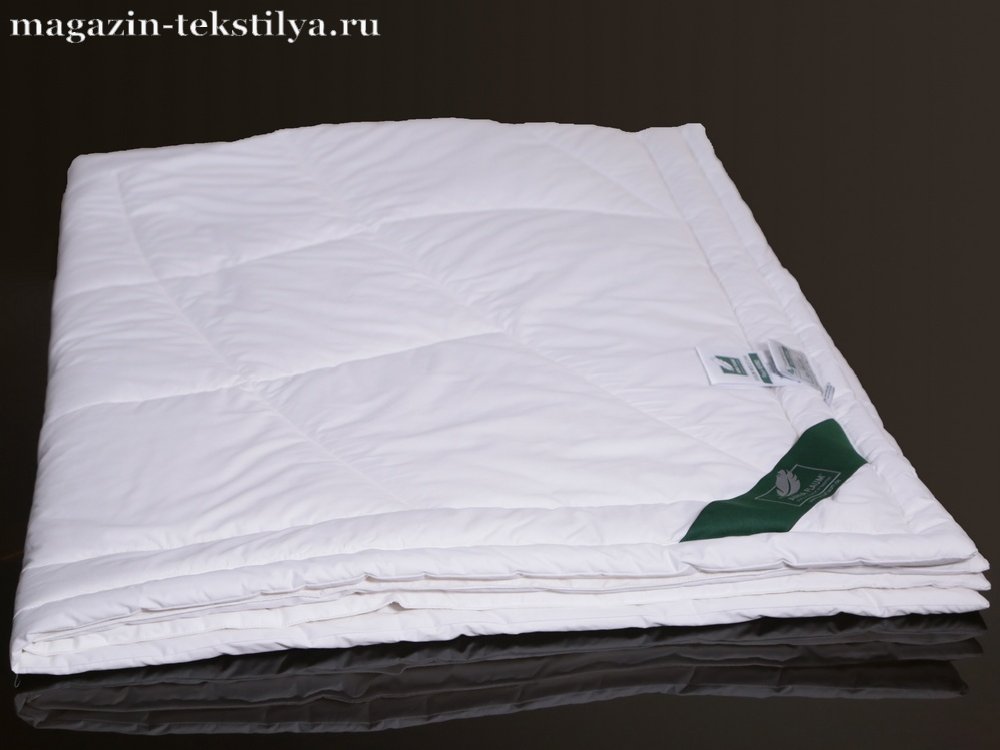 Фото: Одеяло Anna Flaum Merino Kollektion шерстяное легкое 