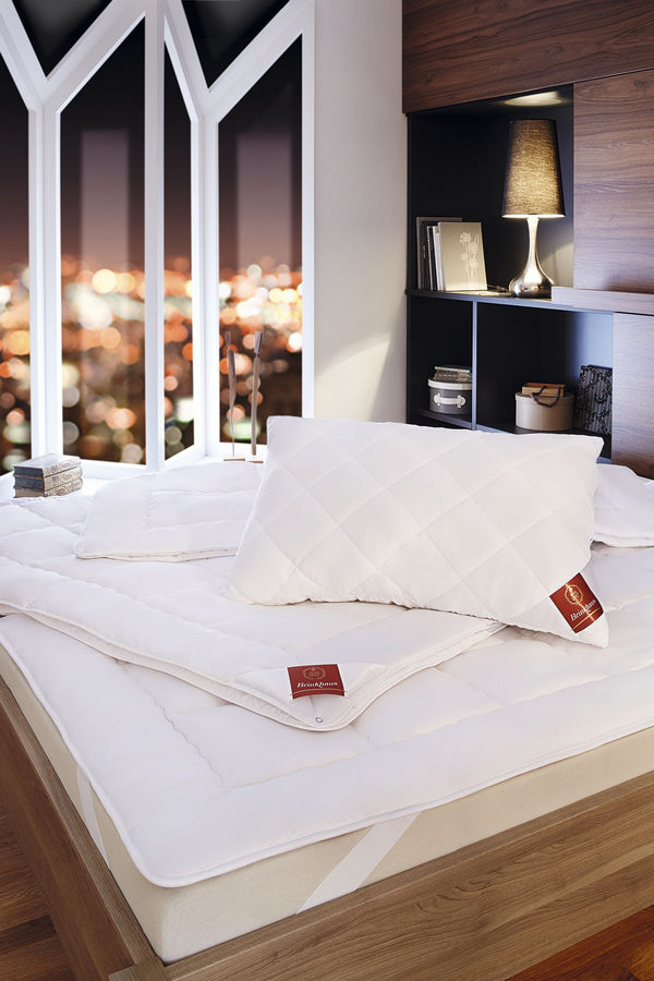 Фото: Одеяло шерстяное Brinkhaus Exquisit Эксквизит шерсть мериноса теплое 