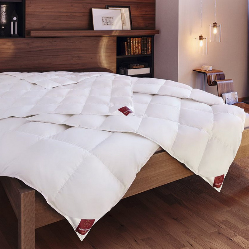 Фото: Одеяло пуховое Brinkhaus Opal Опал ультра легкое 