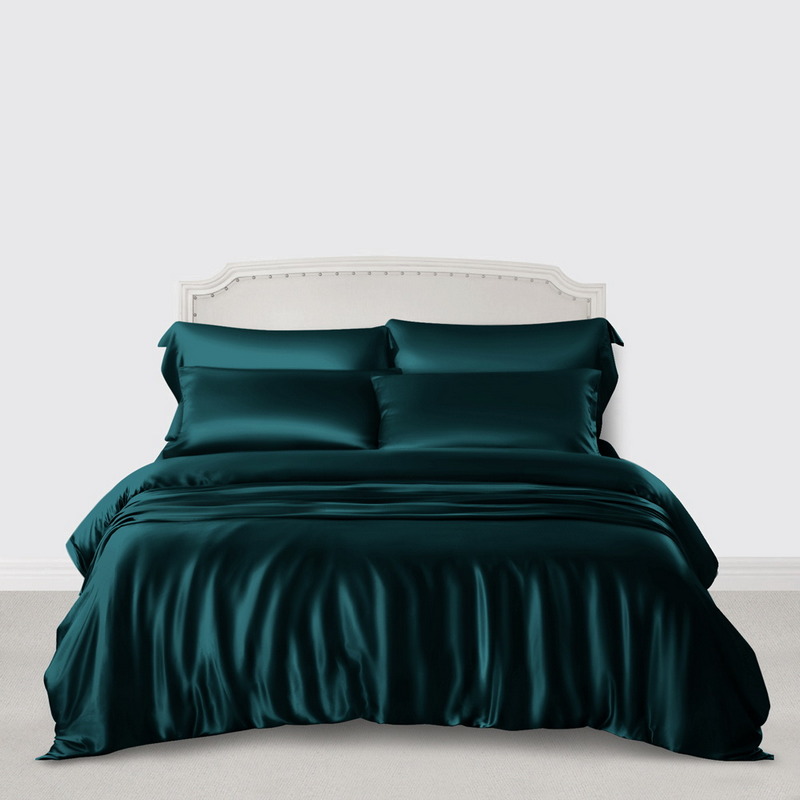 Постельное белье шелковое Luxe Dream Терра зеленый простыня на резинке 180x200