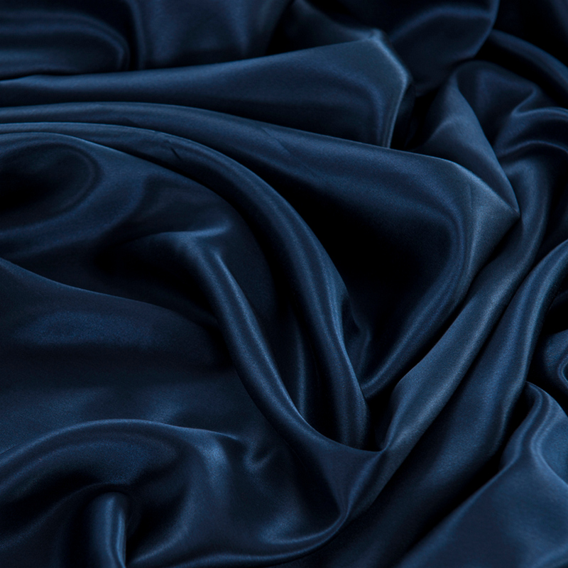 Постельное белье шелковое Luxe Dream Elite Blue темно-синий простыня на резинке 180x200