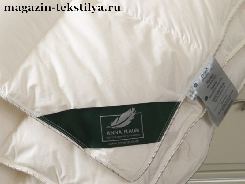 Фото: Одеяло Anna Flaum Sahne Kollektion пуховое в хлопке кассетное всесезонное 