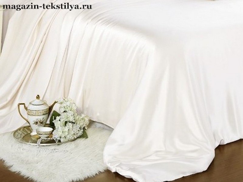 Фото: Постельное белье Luxe Dream Белый шелковое от магазина-текстиля.ру